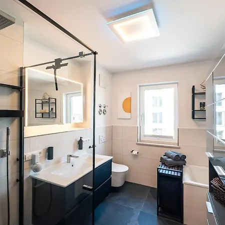 Alpdeluxe Smart Home - Balkon-Wanne-Tiefgarage-Bbq Kolbermoor Exterior photo